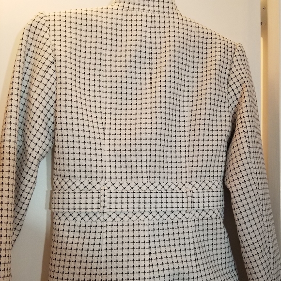 White and black checkered blazer - Picture 3 of 3